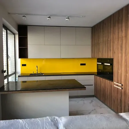 Luxury In Old Town Apartment